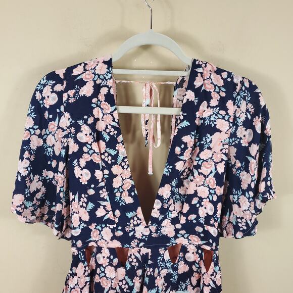 4/$25 Rumor Mixed Print Tie Back Romper with Cutout Detail Size S - Picture 5 of 13